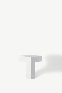 Pedestal table 5.7